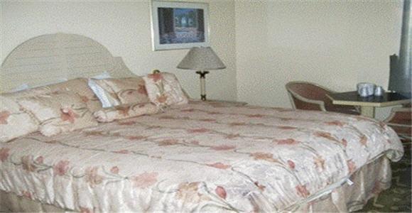 Nevada Club Inn Bullhead City Room photo